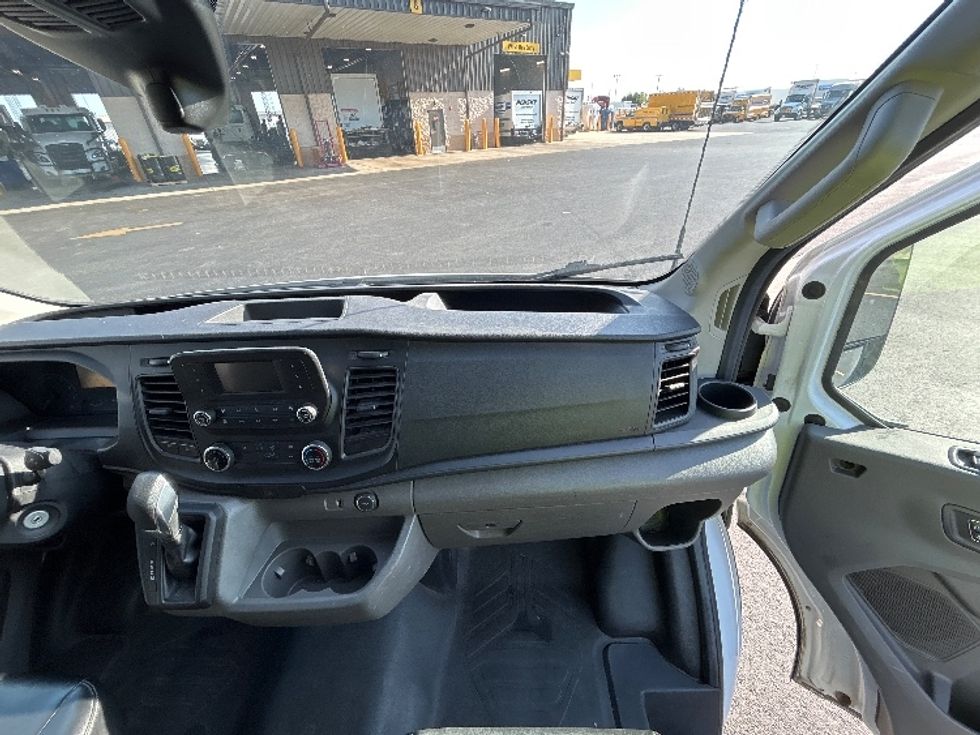 Cargo Van (Panel Van)-Light and Medium Duty Trucks-Ford-2022-Transit 250-Lowell-AR-136,462\n\t\tmiles-$ 29,500 - Image 21