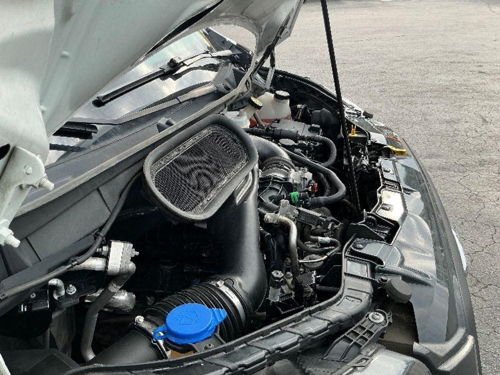 Cargo Van (Panel Van)-Light and Medium Duty Trucks-Ford-2022-Transit 250-Mebane-NC-114,271\n\t\tmiles-$ 33,000 - Image 22