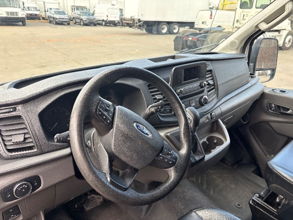 Cargo Van (Panel Van)-Light and Medium Duty Trucks-Ford-2022-Transit 250-Mebane-NC-121,617\n\t\tmiles-$ 32,000 - Image 15