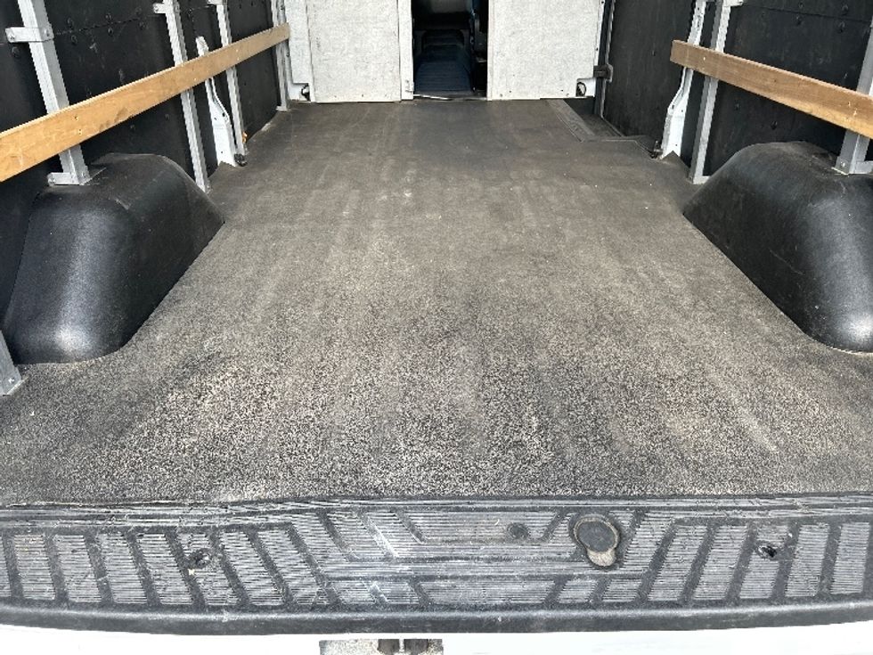 Cargo Van (Panel Van)-Light and Medium Duty Trucks-Ford-2022-Transit 250-Melbourne-FL-76,509\n\t\tmiles-$ 38,750 - Image 10