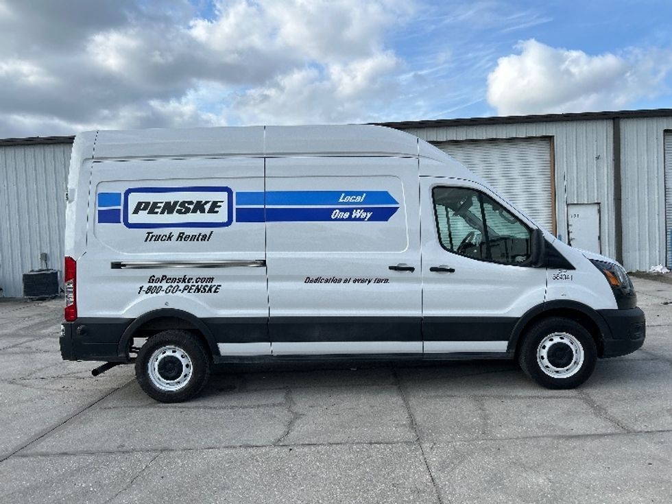 Cargo Van (Panel Van)-Light and Medium Duty Trucks-Ford-2022-Transit 250-Melbourne-FL-76,509\n\t\tmiles-$ 38,750 - Image 15