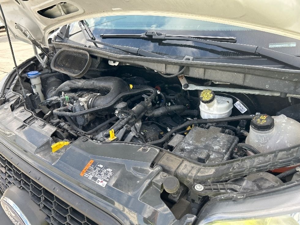 Cargo Van (Panel Van)-Light and Medium Duty Trucks-Ford-2022-Transit 250-Melbourne-FL-76,509\n\t\tmiles-$ 38,750 - Image 24