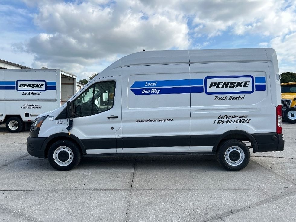 Cargo Van (Panel Van)-Light and Medium Duty Trucks-Ford-2022-Transit 250-Melbourne-FL-76,509\n\t\tmiles-$ 38,750 - Image 4