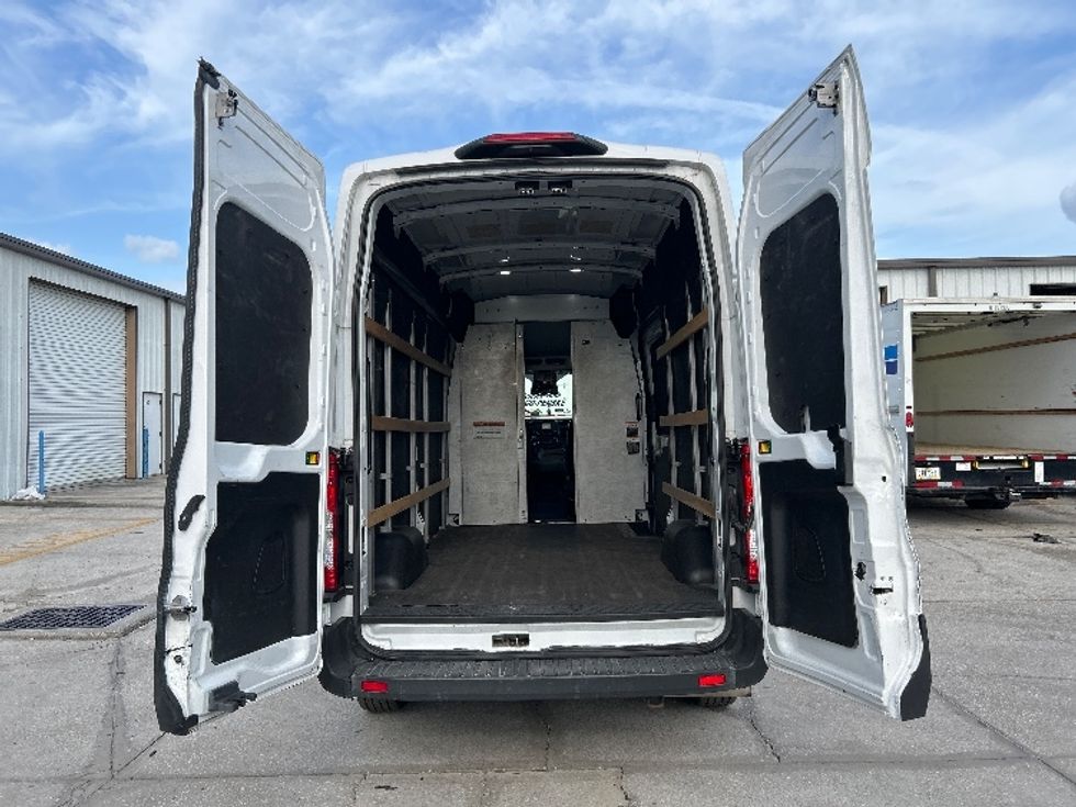 Cargo Van (Panel Van)-Light and Medium Duty Trucks-Ford-2022-Transit 250-Melbourne-FL-76,509\n\t\tmiles-$ 38,750 - Image 8