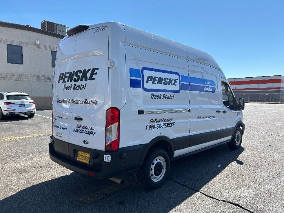 Cargo Van (Panel Van)-Light and Medium Duty Trucks-Ford-2022-Transit 250-Memphis-TN-123,250\n\t\tmiles-$ 31,000 - Image 12