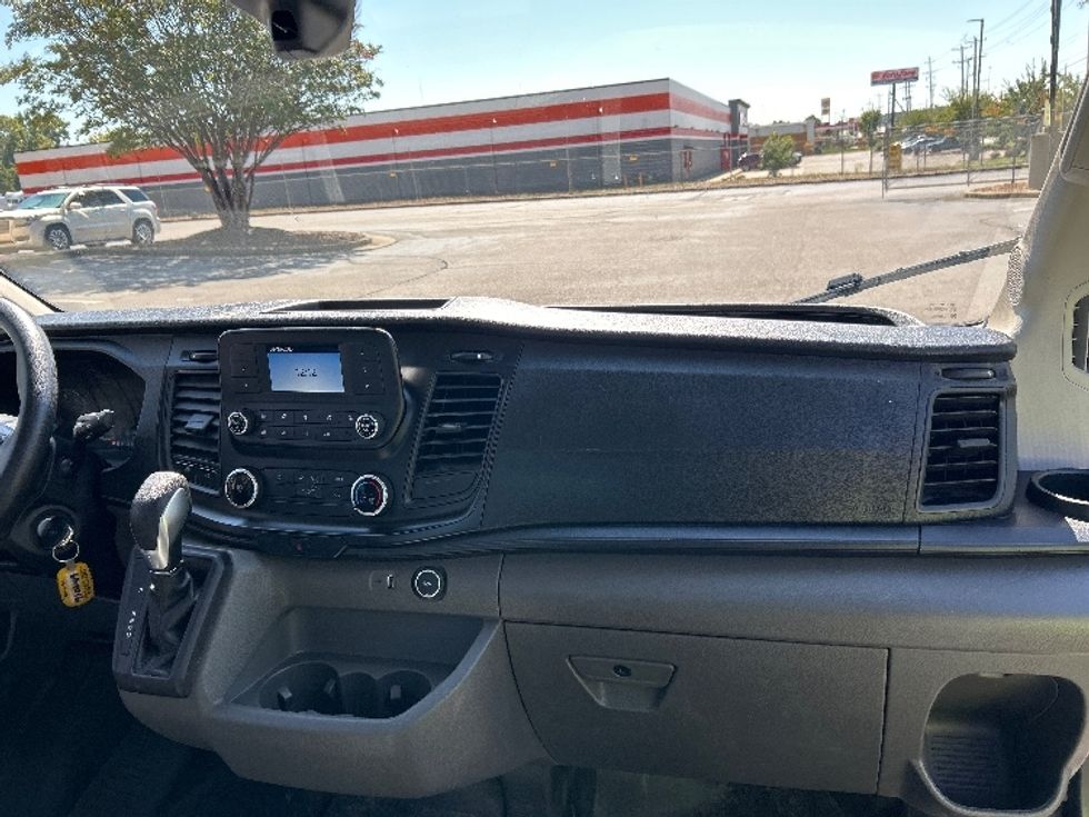 Cargo Van (Panel Van)-Light and Medium Duty Trucks-Ford-2022-Transit 250-Memphis-TN-123,250\n\t\tmiles-$ 31,000 - Image 20