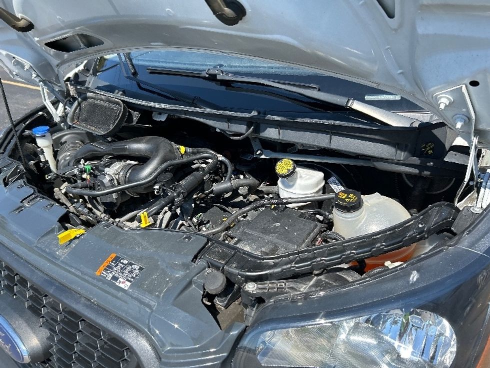 Cargo Van (Panel Van)-Light and Medium Duty Trucks-Ford-2022-Transit 250-Memphis-TN-123,250\n\t\tmiles-$ 31,000 - Image 23