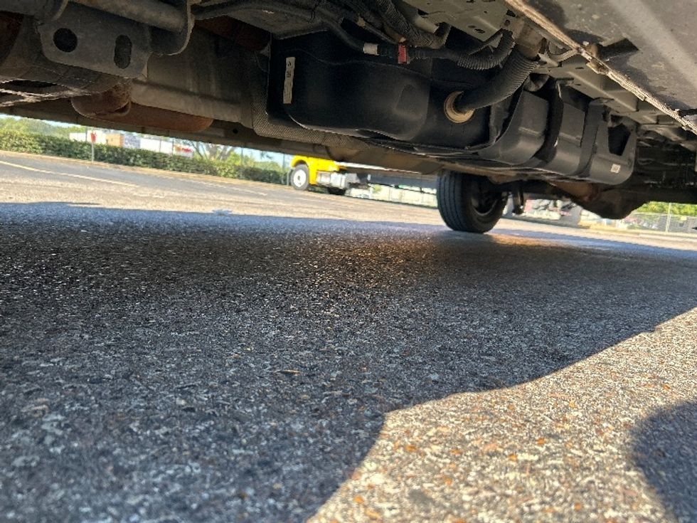 Cargo Van (Panel Van)-Light and Medium Duty Trucks-Ford-2022-Transit 250-Memphis-TN-123,250\n\t\tmiles-$ 31,000 - Image 5