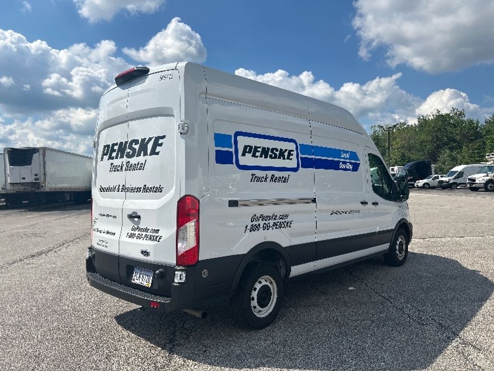 Cargo Van (Panel Van)-Light and Medium Duty Trucks-Ford-2022-Transit 250-Middlefield-OH-111,059\n\t\tmiles-$ 32,750 - Image 13