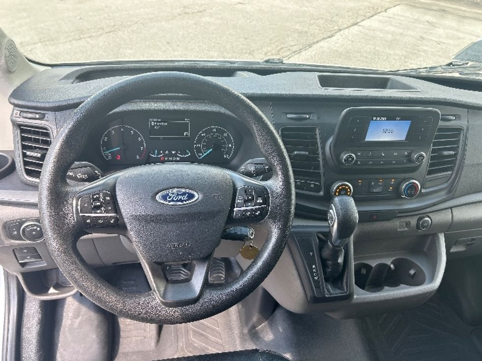Cargo Van (Panel Van)-Light and Medium Duty Trucks-Ford-2022-Transit 250-Middlefield-OH-111,059\n\t\tmiles-$ 32,750 - Image 18