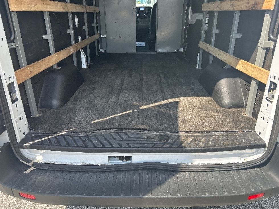 Cargo Van (Panel Van)-Light and Medium Duty Trucks-Ford-2022-Transit 250-Middlefield-OH-111,059\n\t\tmiles-$ 32,750 - Image 9