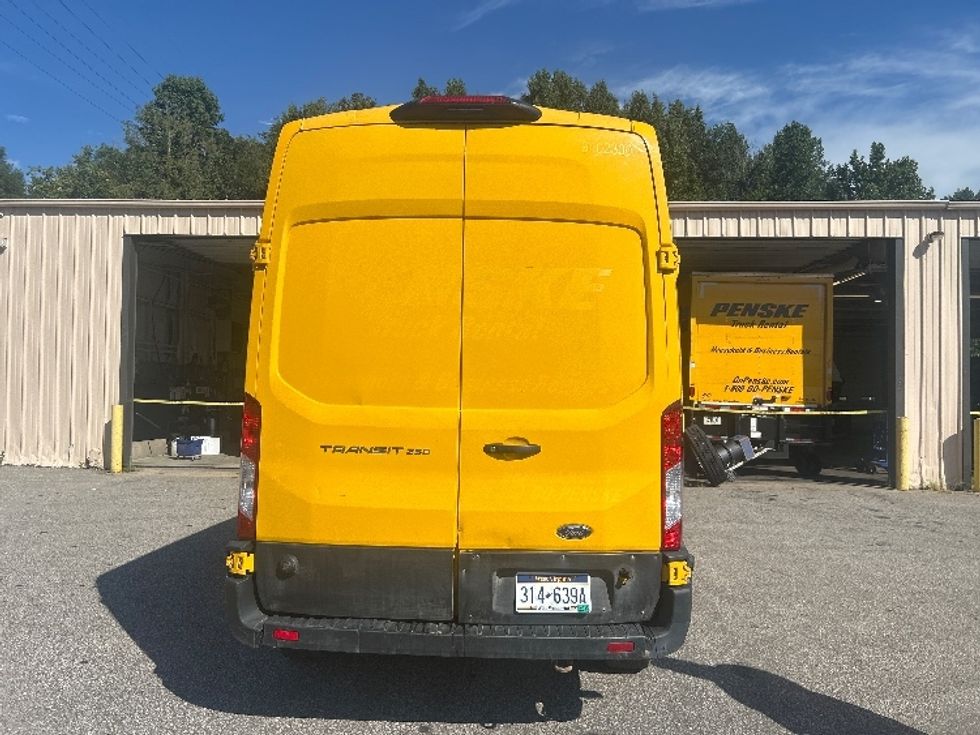 Cargo Van (Panel Van)-Light and Medium Duty Trucks-Ford-2022-Transit 250-Millwood-WV-147,225\n\t\tmiles-$ 24,000 - Image 6