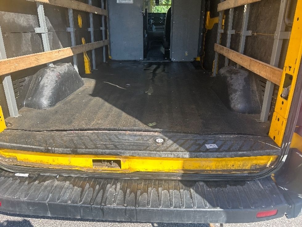 Cargo Van (Panel Van)-Light and Medium Duty Trucks-Ford-2022-Transit 250-Millwood-WV-147,225\n\t\tmiles-$ 24,000 - Image 9
