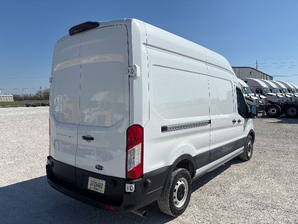 Cargo Van (Panel Van)-Light and Medium Duty Trucks-Ford-2022-Transit 250-Moberly-MO-102,348\n\t\tmiles-$ 15,000 - Image 11