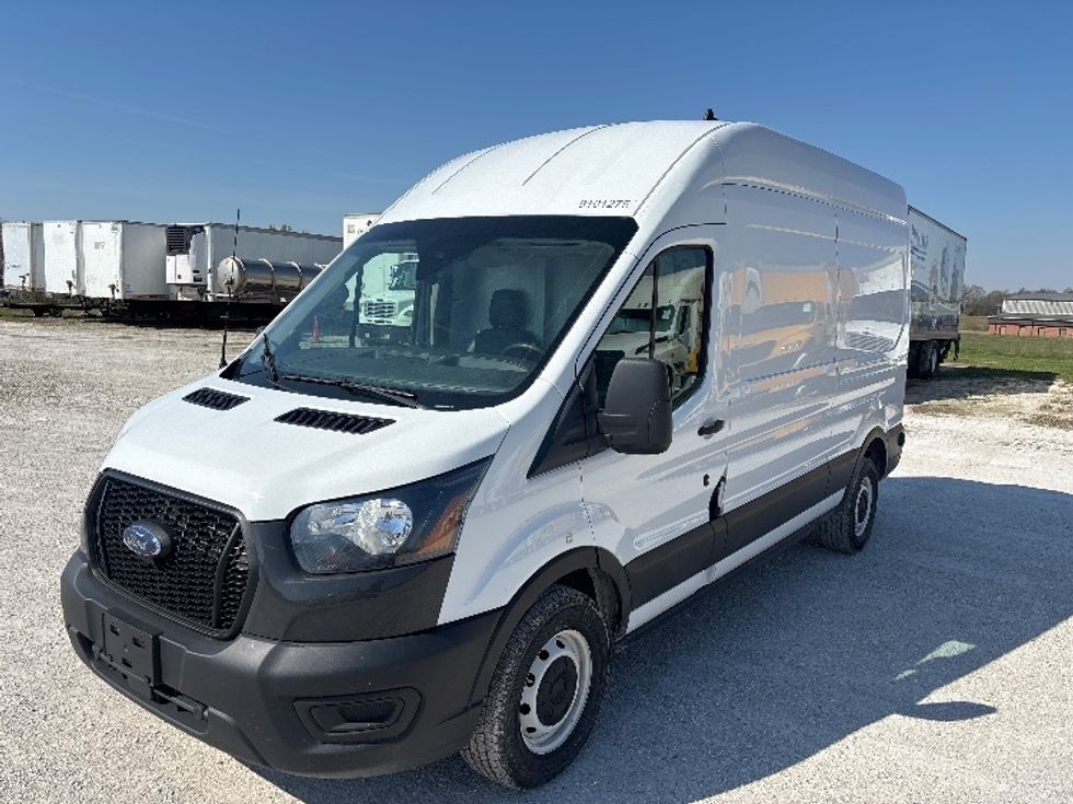Cargo Van (Panel Van)-Light and Medium Duty Trucks-Ford-2022-Transit 250-Moberly-MO-102,348\n\t\tmiles-$ 15,000 - Image 3