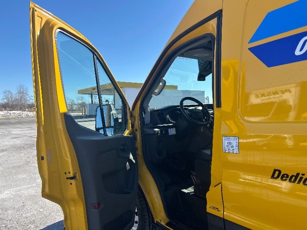 Cargo Van (Panel Van)-Light and Medium Duty Trucks-Ford-2022-Transit 250-Montgomery-NY-106,365\n\t\tmiles-$ 29,250 - Image 13