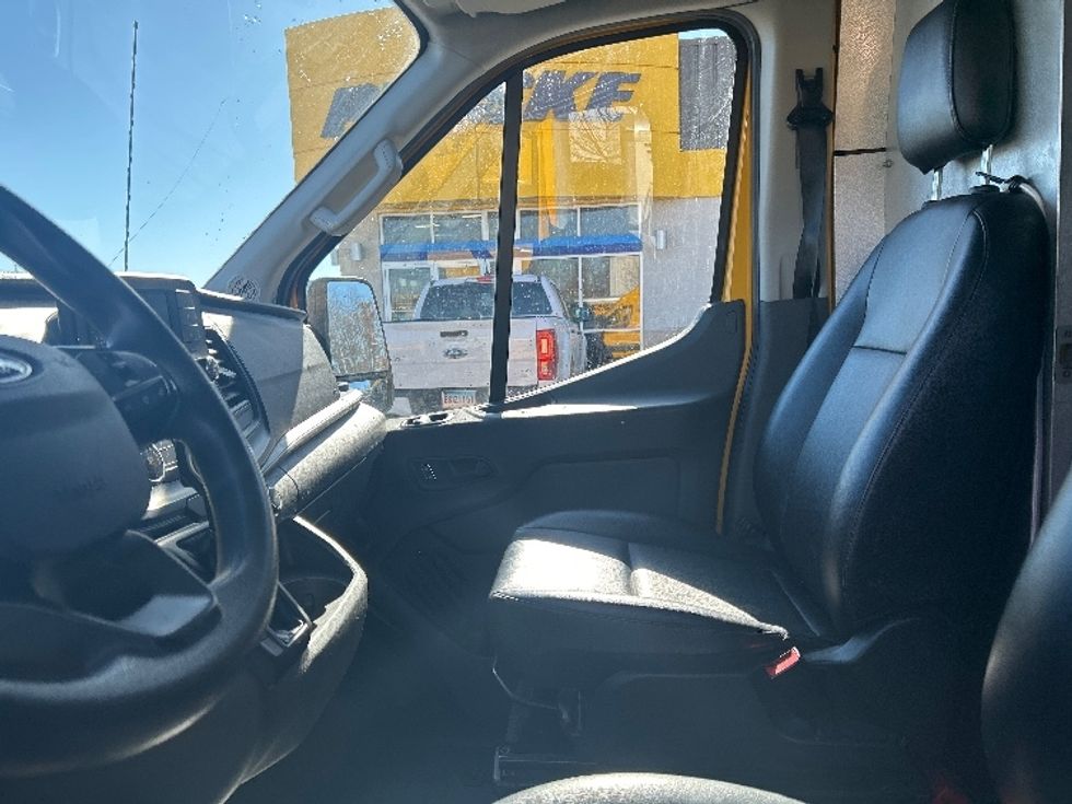Cargo Van (Panel Van)-Light and Medium Duty Trucks-Ford-2022-Transit 250-Montgomery-NY-106,365\n\t\tmiles-$ 29,250 - Image 16