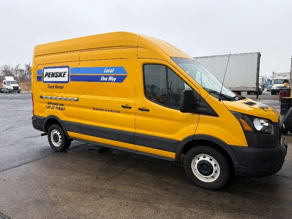 Cargo Van (Panel Van)-Light and Medium Duty Trucks-Ford-2022-Transit 250-Montgomery-NY-106,365\n\t\tmiles-$ 29,250 - Image 3