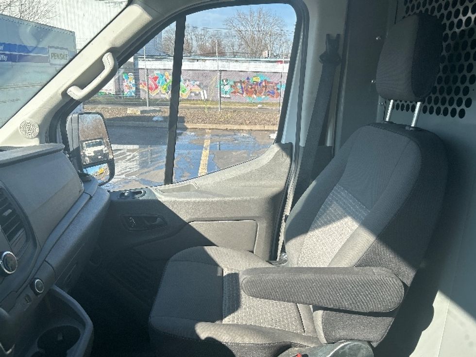 Cargo Van (Panel Van)-Light and Medium Duty Trucks-Ford-2022-Transit 250-Montgomery-NY-74,678\n\t\tmiles-$ 38,000 - Image 19