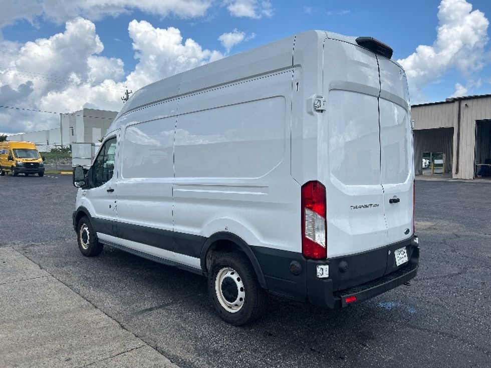 Cargo Van (Panel Van)-Light and Medium Duty Trucks-Ford-2022-Transit 250-Nashville (Mount Juliet)-TN-99,794\n\t\tmiles-$ 36,500 - Image 6