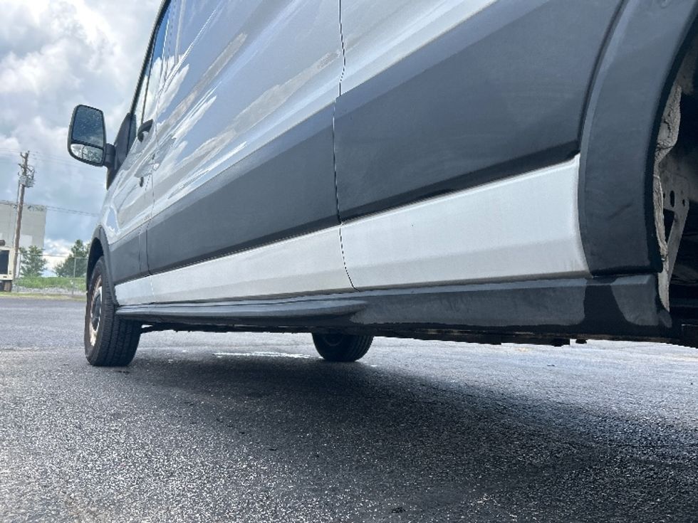 Cargo Van (Panel Van)-Light and Medium Duty Trucks-Ford-2022-Transit 250-Nashville (Mount Juliet)-TN-99,794\n\t\tmiles-$ 36,500 - Image 5