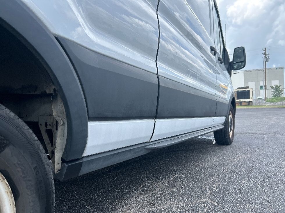 Cargo Van (Panel Van)-Light and Medium Duty Trucks-Ford-2022-Transit 250-Nashville (Mount Juliet)-TN-99,794\n\t\tmiles-$ 36,500 - Image 13