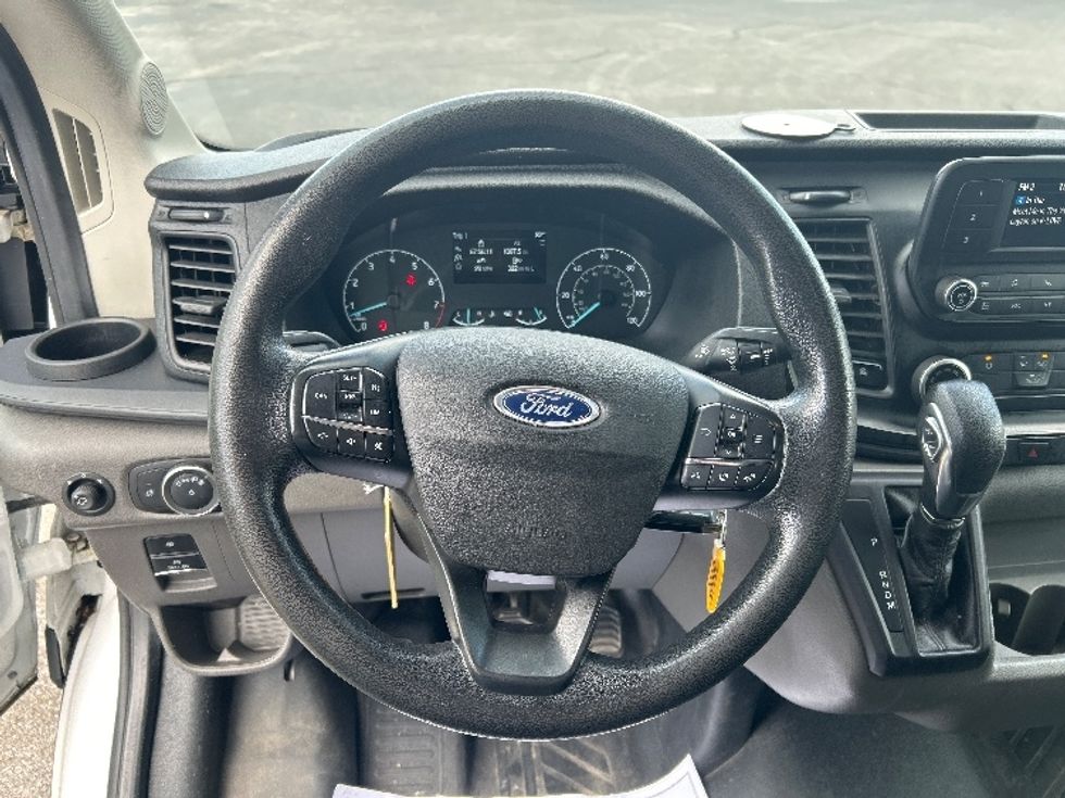 Cargo Van (Panel Van)-Light and Medium Duty Trucks-Ford-2022-Transit 250-Nashville (Mount Juliet)-TN-99,794\n\t\tmiles-$ 36,500 - Image 17