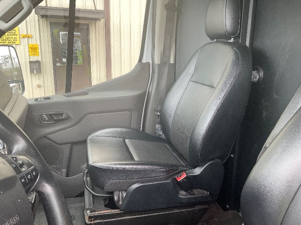 Cargo Van (Panel Van)-Light and Medium Duty Trucks-Ford-2022-Transit 250-Nashville-TN-102,828\n\t\tmiles-$ 35,500 - Image 19