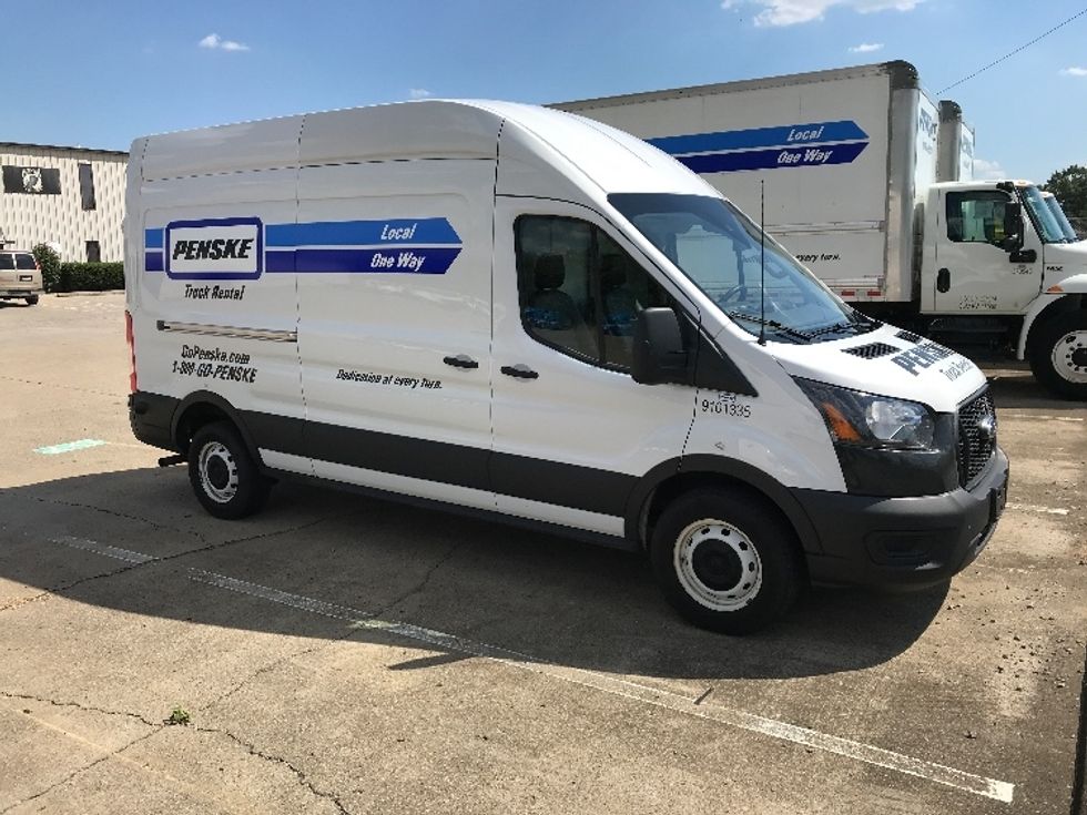 Cargo Van (Panel Van)-Light and Medium Duty Trucks-Ford-2022-Transit 250-Nashville-TN-108,456\n\t\tmiles-$ 33,000 - Image 1