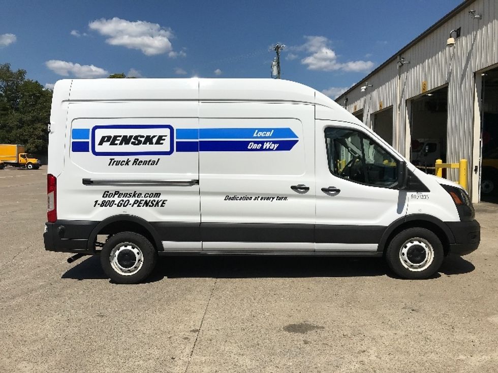 Cargo Van (Panel Van)-Light and Medium Duty Trucks-Ford-2022-Transit 250-Nashville-TN-108,456\n\t\tmiles-$ 33,000 - Image 15
