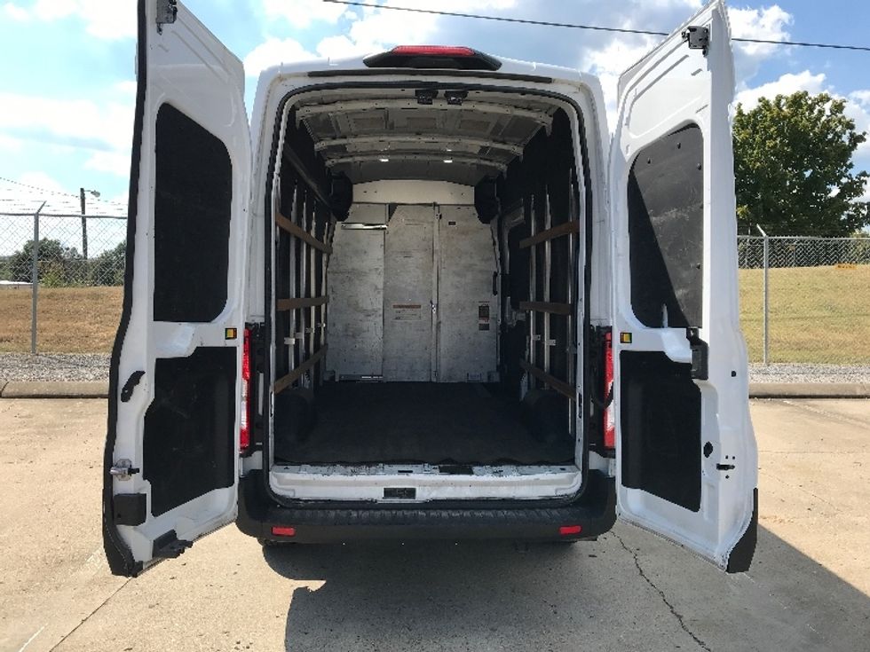 Cargo Van (Panel Van)-Light and Medium Duty Trucks-Ford-2022-Transit 250-Nashville-TN-108,456\n\t\tmiles-$ 33,000 - Image 26