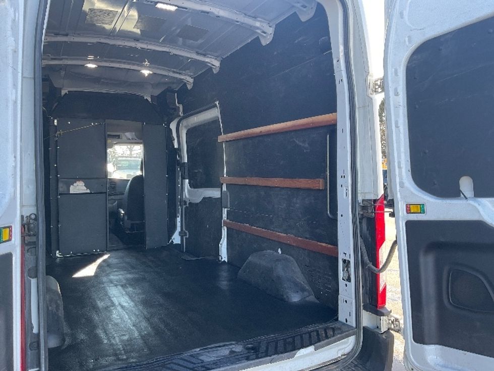 Cargo Van (Panel Van)-Light and Medium Duty Trucks-Ford-2022-Transit 250-New Castle-DE-100,340\n\t\tmiles-$ 40,000 - Image 11