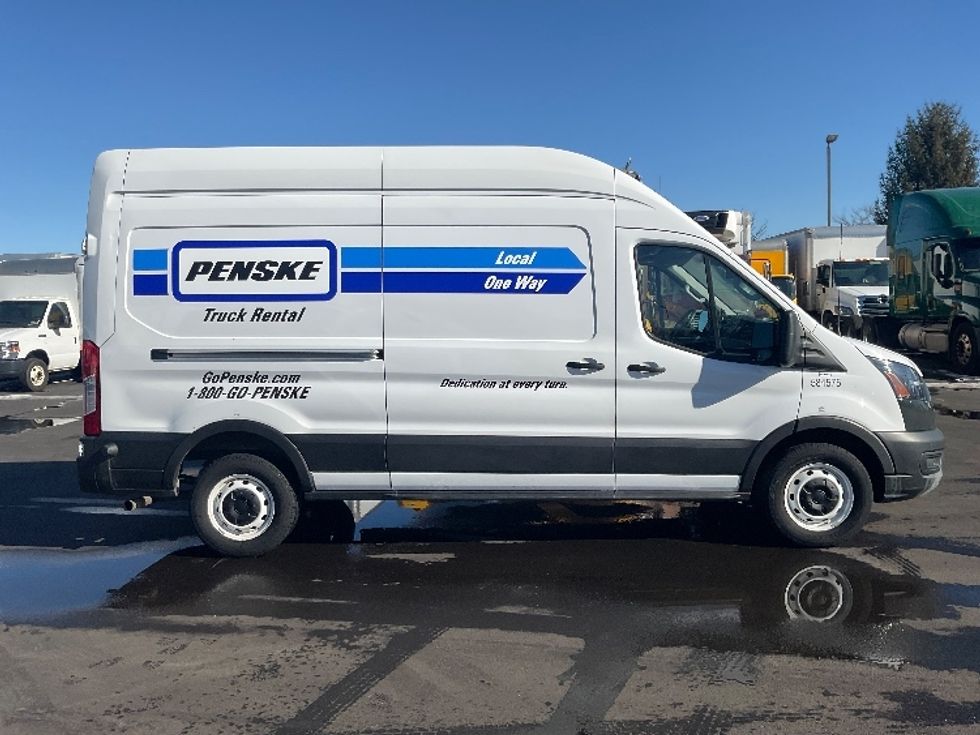 Cargo Van (Panel Van)-Light and Medium Duty Trucks-Ford-2022-Transit 250-New Castle-DE-100,340\n\t\tmiles-$ 40,000 - Image 14