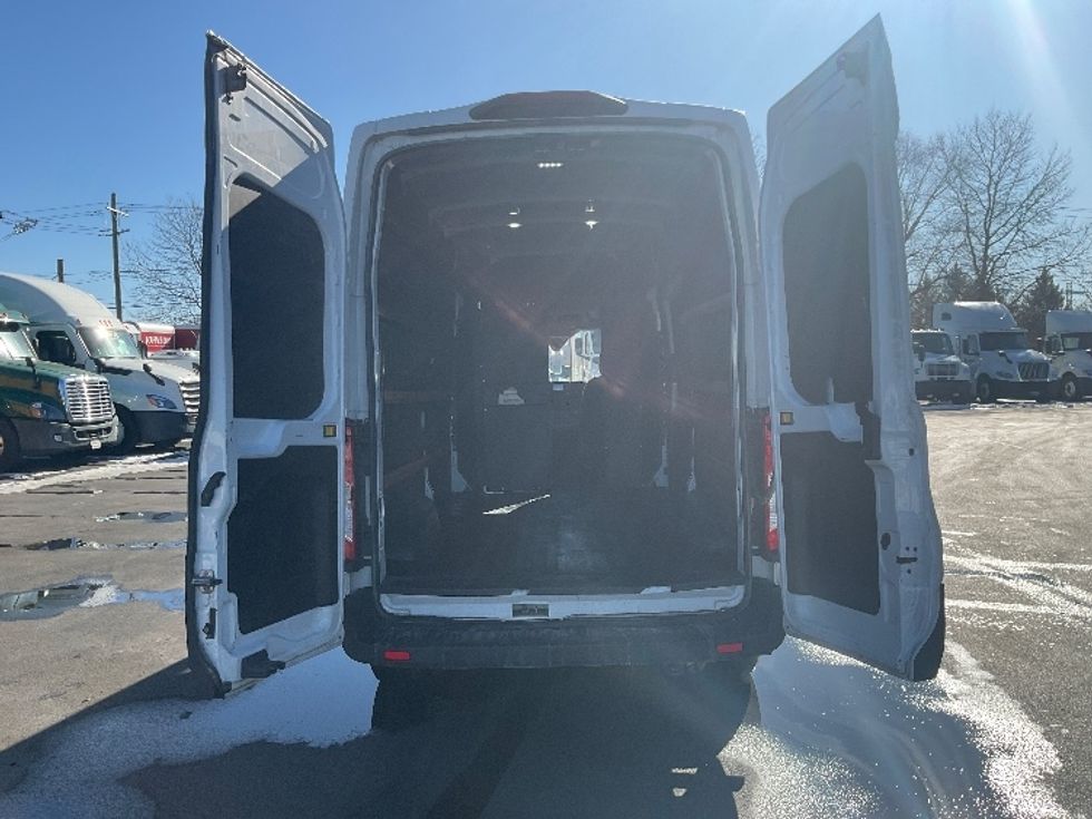 Cargo Van (Panel Van)-Light and Medium Duty Trucks-Ford-2022-Transit 250-New Castle-DE-100,340\n\t\tmiles-$ 40,000 - Image 8