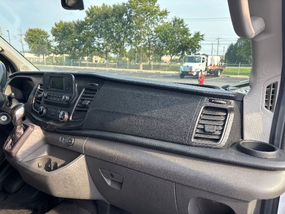 Cargo Van (Panel Van)-Light and Medium Duty Trucks-Ford-2022-Transit 250-New Castle-DE-101,895\n\t\tmiles-$ 36,000 - Image 20