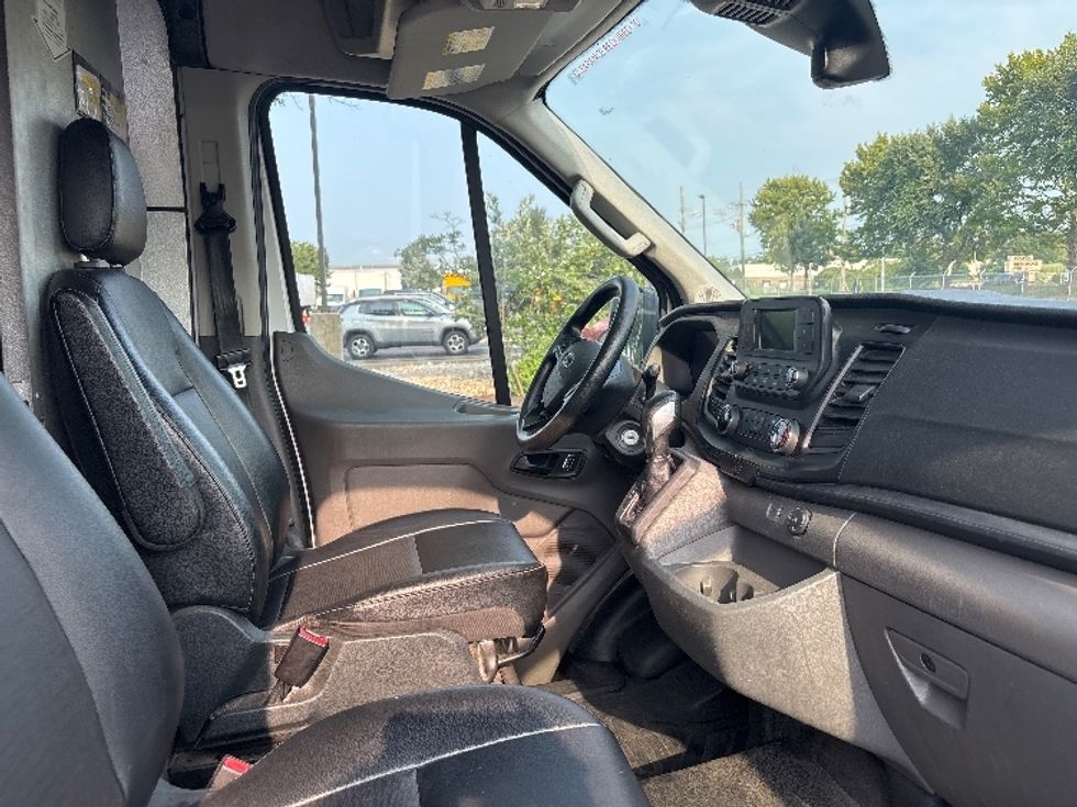 Cargo Van (Panel Van)-Light and Medium Duty Trucks-Ford-2022-Transit 250-New Castle-DE-101,895\n\t\tmiles-$ 36,000 - Image 21