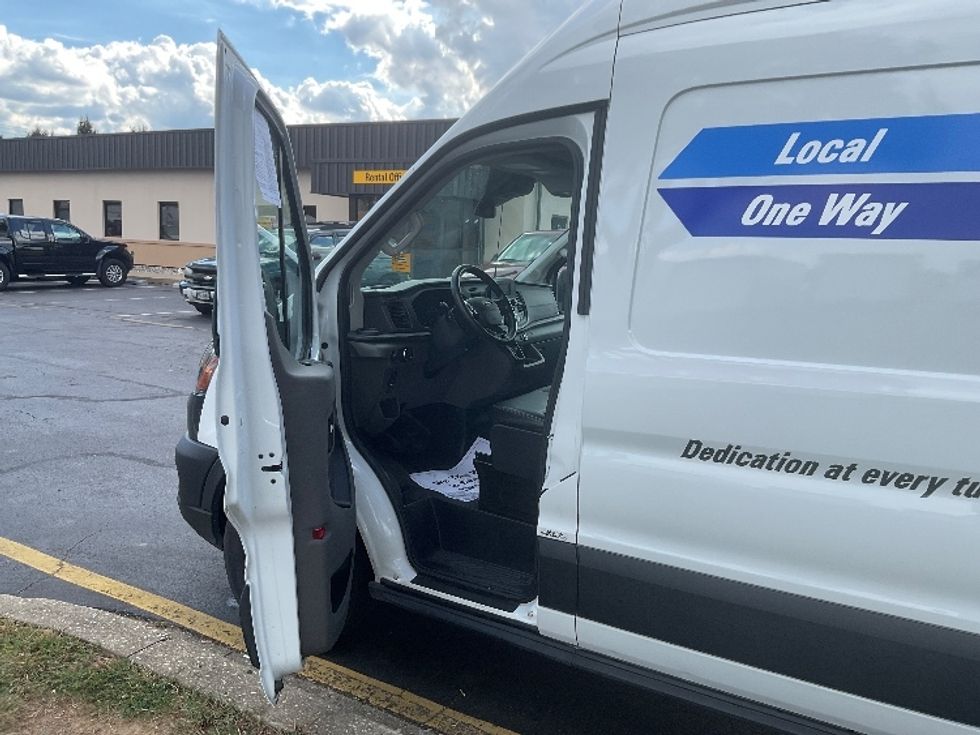 Cargo Van (Panel Van)-Light and Medium Duty Trucks-Ford-2022-Transit 250-New Castle-DE-79,702\n\t\tmiles-$ 36,500 - Image 14