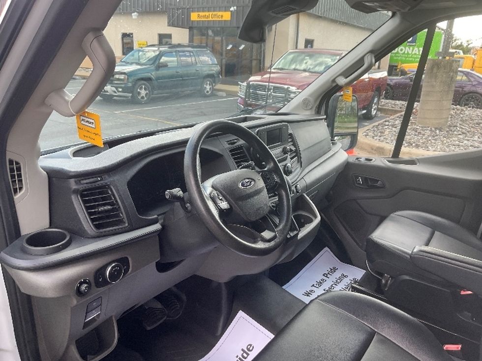 Cargo Van (Panel Van)-Light and Medium Duty Trucks-Ford-2022-Transit 250-New Castle-DE-79,702\n\t\tmiles-$ 36,500 - Image 15