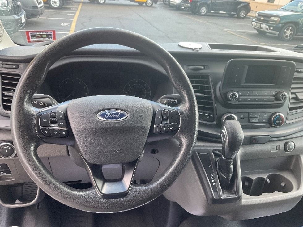 Cargo Van (Panel Van)-Light and Medium Duty Trucks-Ford-2022-Transit 250-New Castle-DE-79,702\n\t\tmiles-$ 36,500 - Image 16