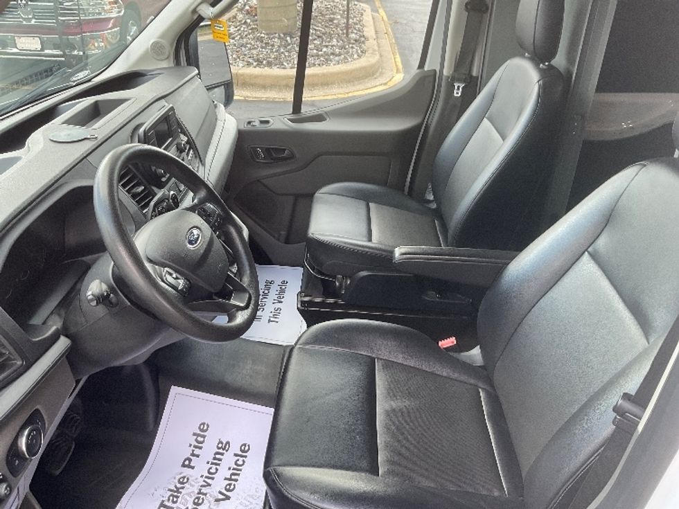 Cargo Van (Panel Van)-Light and Medium Duty Trucks-Ford-2022-Transit 250-New Castle-DE-79,702\n\t\tmiles-$ 36,500 - Image 17