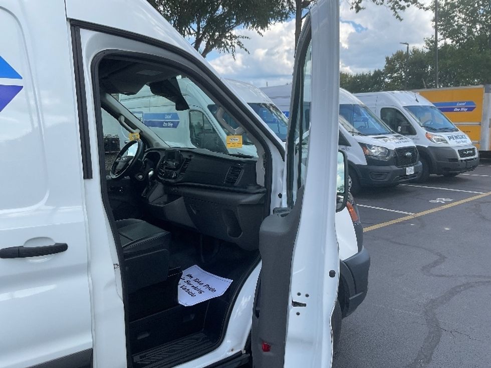 Cargo Van (Panel Van)-Light and Medium Duty Trucks-Ford-2022-Transit 250-New Castle-DE-79,702\n\t\tmiles-$ 36,500 - Image 18