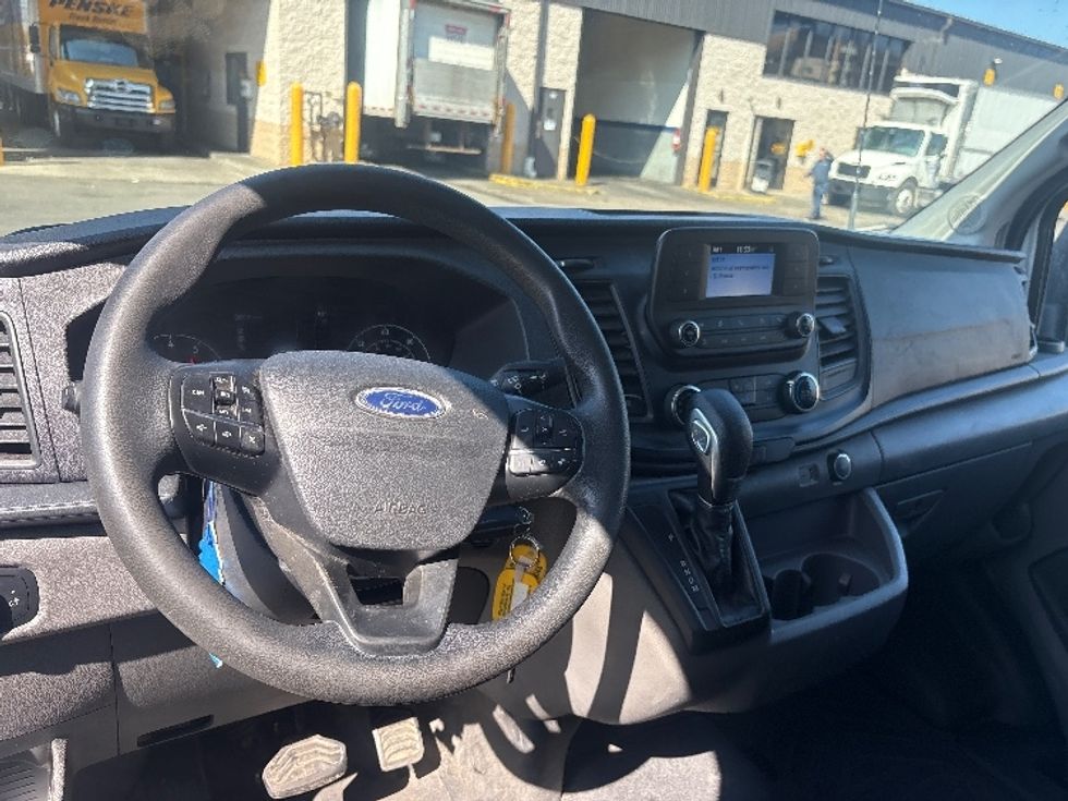 Cargo Van (Panel Van)-Light and Medium Duty Trucks-Ford-2022-Transit 250-North Bergen-NJ-86,506\n\t\tmiles-$ 36,250 - Image 17