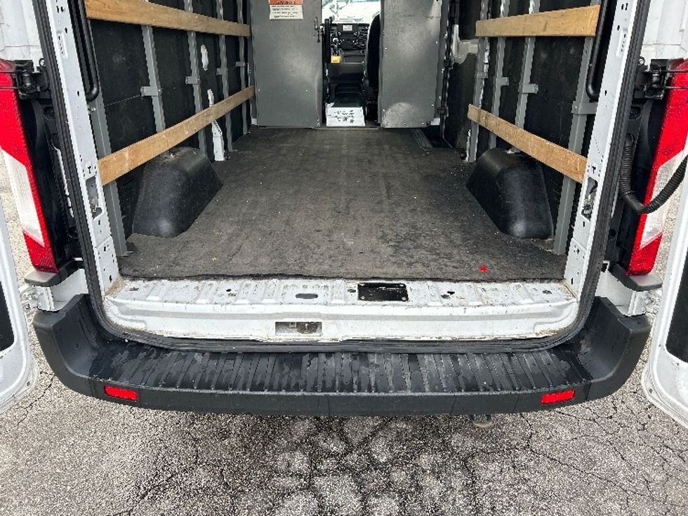 Cargo Van (Panel Van)-Light and Medium Duty Trucks-Ford-2022-Transit 250-Obetz-OH-77,305\n\t\tmiles-$ 37,000 - Image 10