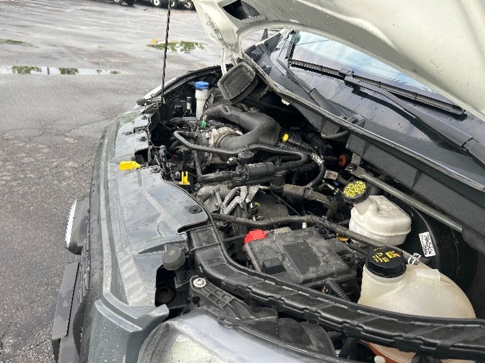 Cargo Van (Panel Van)-Light and Medium Duty Trucks-Ford-2022-Transit 250-Obetz-OH-77,305\n\t\tmiles-$ 37,000 - Image 23