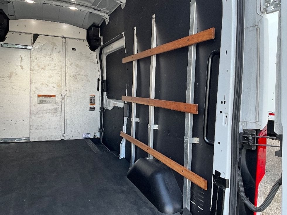 Cargo Van (Panel Van)-Light and Medium Duty Trucks-Ford-2022-Transit 250-Ocala-FL-104,115\n\t\tmiles-$ 34,750 - Image 12
