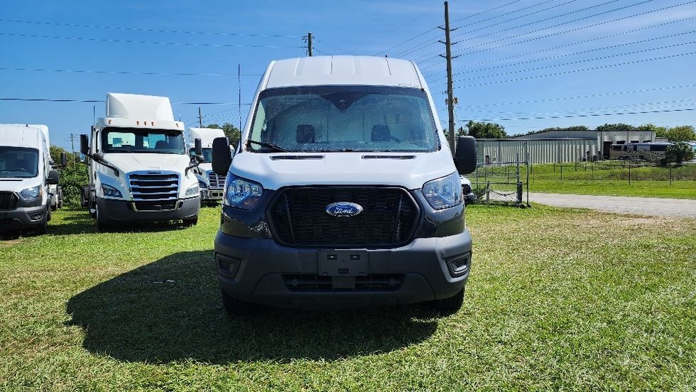 Cargo Van (Panel Van)-Light and Medium Duty Trucks-Ford-2022-Transit 250-Ocala-FL-104,115\n\t\tmiles-$ 34,750 - Image 2