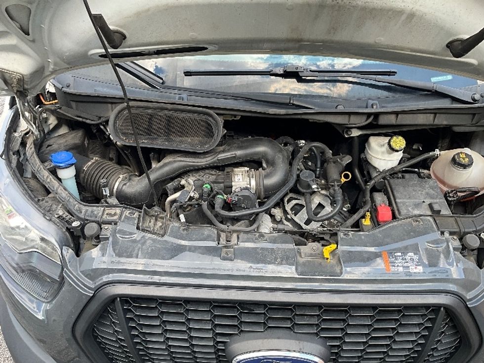 Cargo Van (Panel Van)-Light and Medium Duty Trucks-Ford-2022-Transit 250-Ocala-FL-104,115\n\t\tmiles-$ 34,750 - Image 24