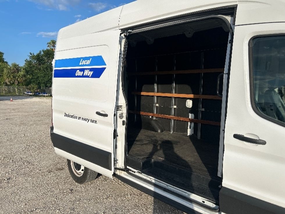 Cargo Van (Panel Van)-Light and Medium Duty Trucks-Ford-2022-Transit 250-Ocala-FL-105,730\n\t\tmiles-$ 37,750 - Image 25