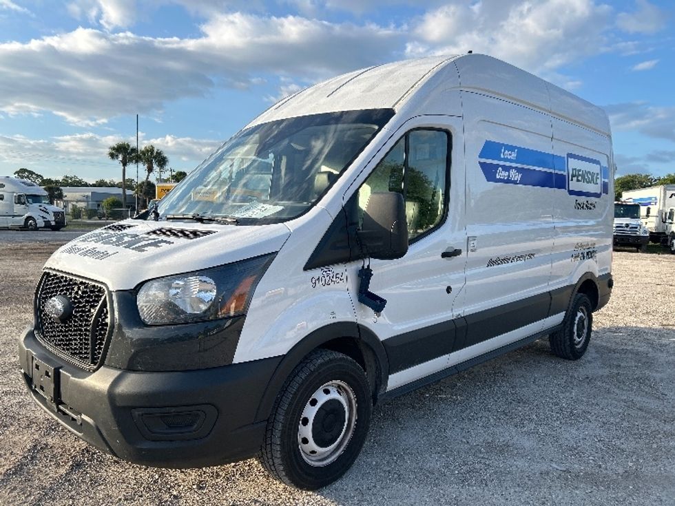 Cargo Van (Panel Van)-Light and Medium Duty Trucks-Ford-2022-Transit 250-Ocala-FL-105,730\n\t\tmiles-$ 37,750 - Image 3