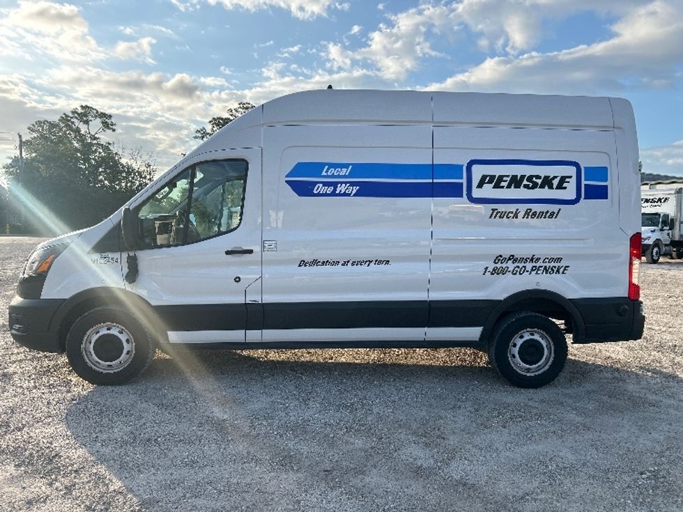Cargo Van (Panel Van)-Light and Medium Duty Trucks-Ford-2022-Transit 250-Ocala-FL-105,730\n\t\tmiles-$ 37,750 - Image 4